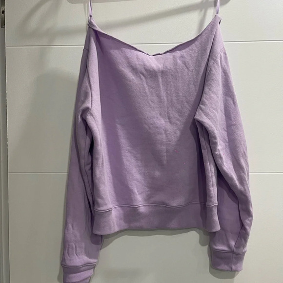 Size Small in great condition worn once only color lilac - Picture 3 of 3